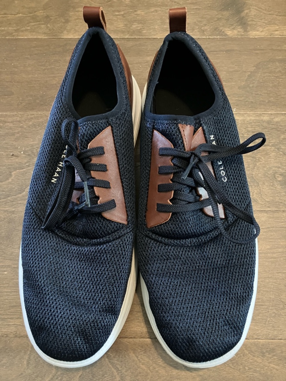 Cole Haan Navy Knit Sneakers with Brown leather Accents size 12